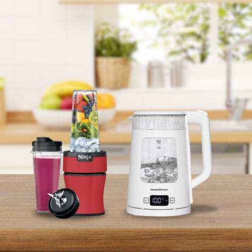 מטבח חכם ומשודרג הכולל בלנדר Ninja Nutri-Blender Plus וקומקום חכם חדשני