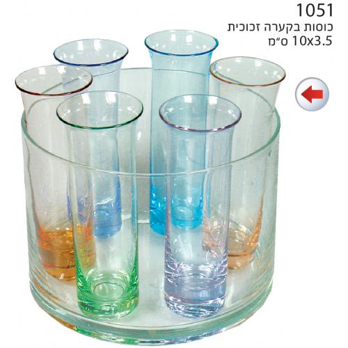 קערת זכוכית עם 6 שוטים בצבעים שונים