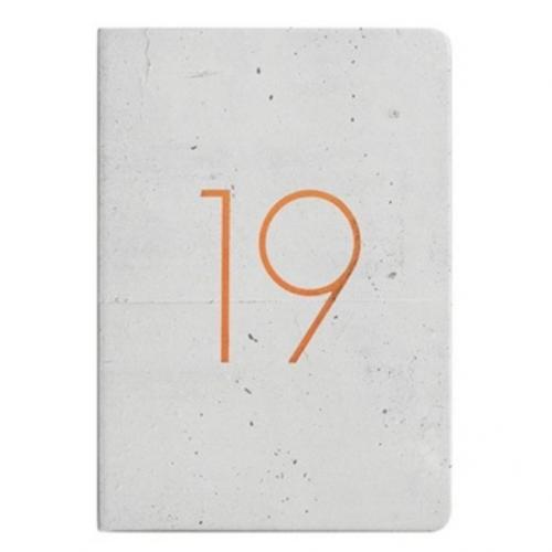 יומן מעוצב שבועי לבן דהוי 19